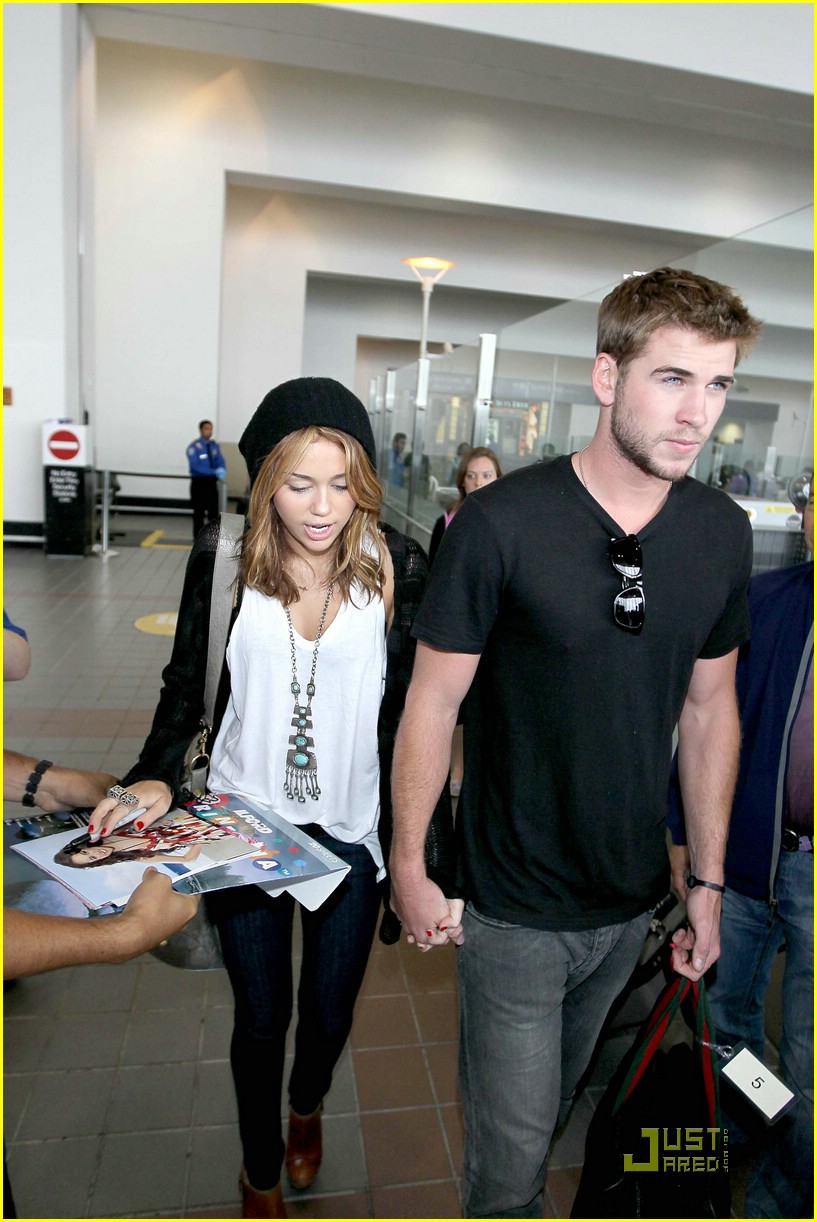 Miley Cyrus Can't Be Tamed Today!