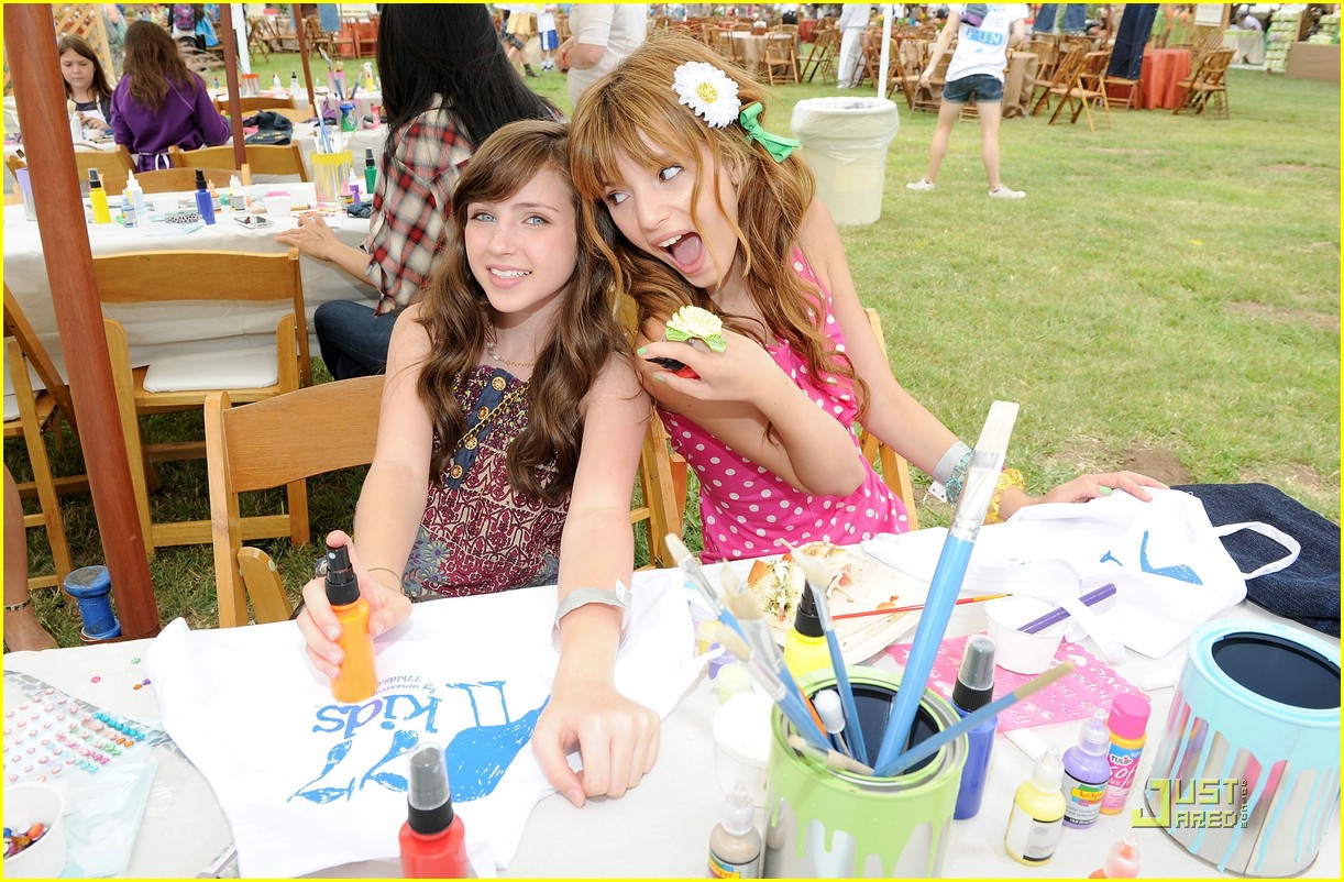 Bella Thorne & Ryan Newman: Pediatric AIDS Awareness!