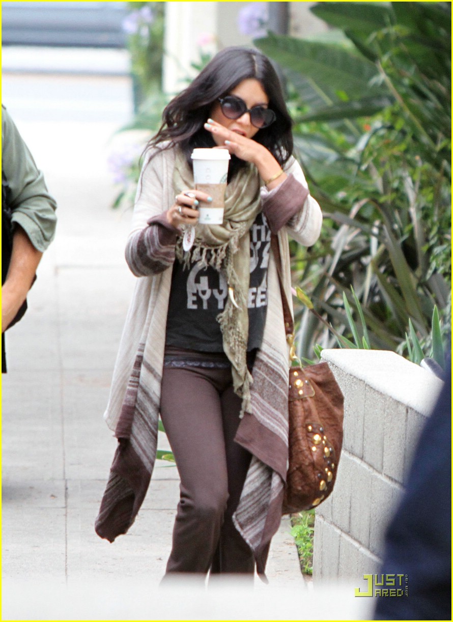 Vanessa Hudgens: Hello World, I'm Ready to Go