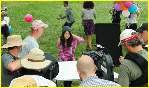 Selena Gomez: Dream Out Loud Commercial!