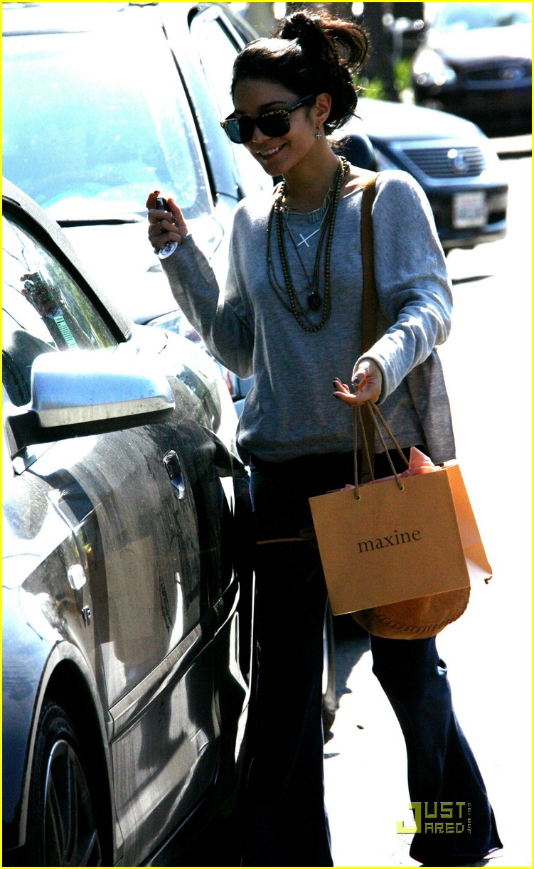 Vanessa Hudgens is Sweats Sweet