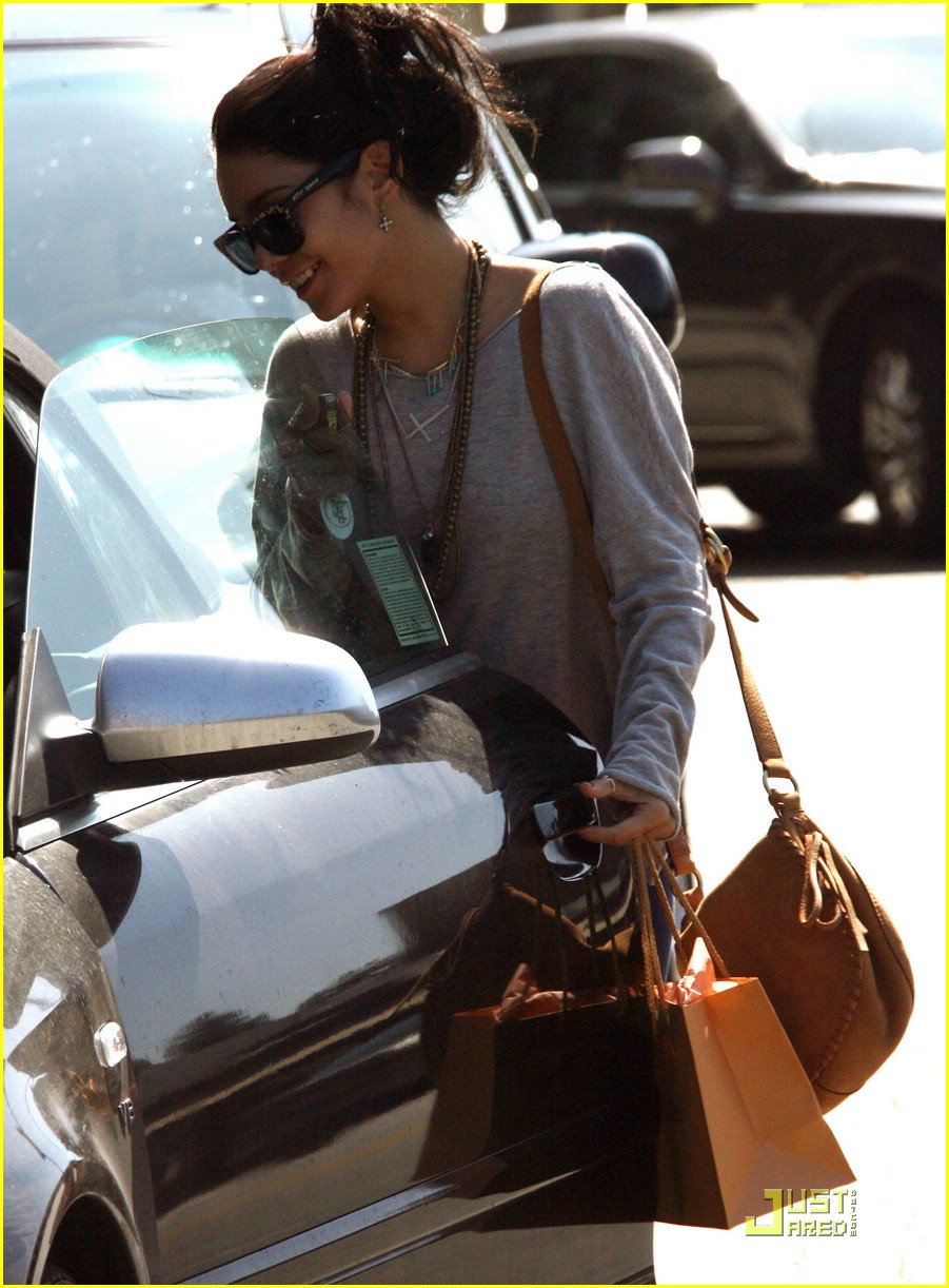 Vanessa Hudgens is Sweats Sweet