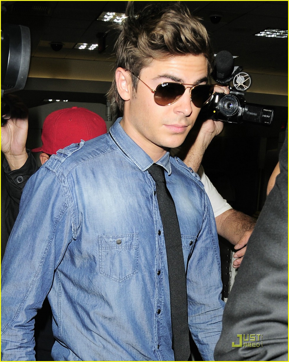 Zac Efron Sees The Light