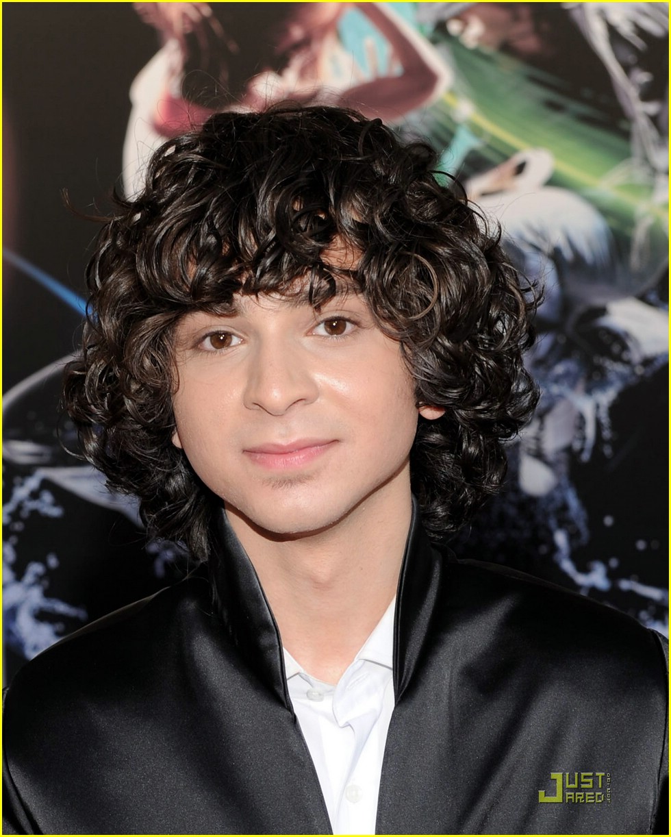 Adam Sevani Lights Up Step Up 3D -- Literally!