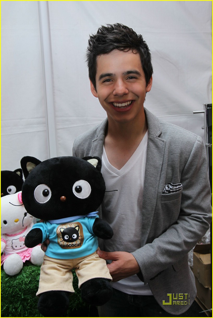 David Archuleta: Loop-de-Loop at Teen Choice Awards!