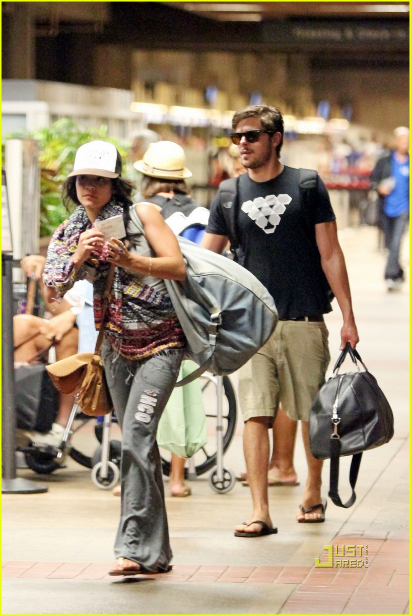 Zac Efron & Vanessa Hudgens: Hawaii Vacation Over!