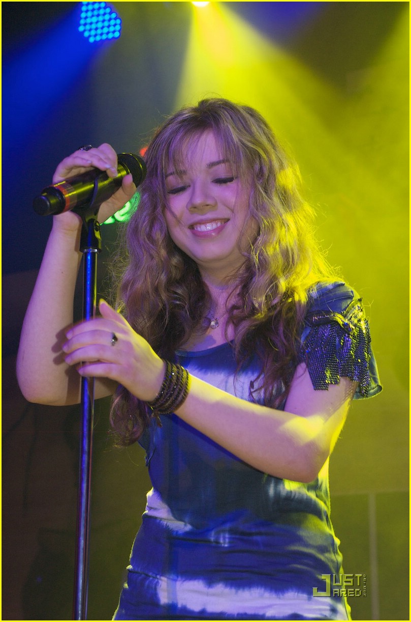 Jennette McCurdy: EP Out Today!