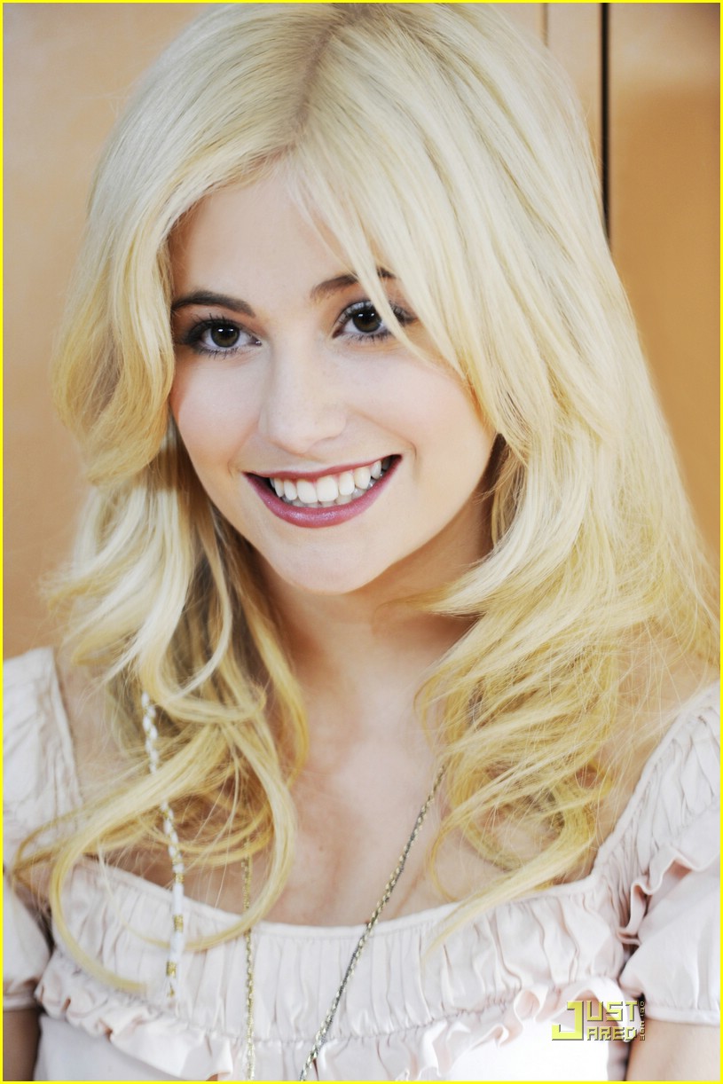 Jennette McCurdy & Lucas Cruikshank in Fred The Movie -- FIRST LOOK!