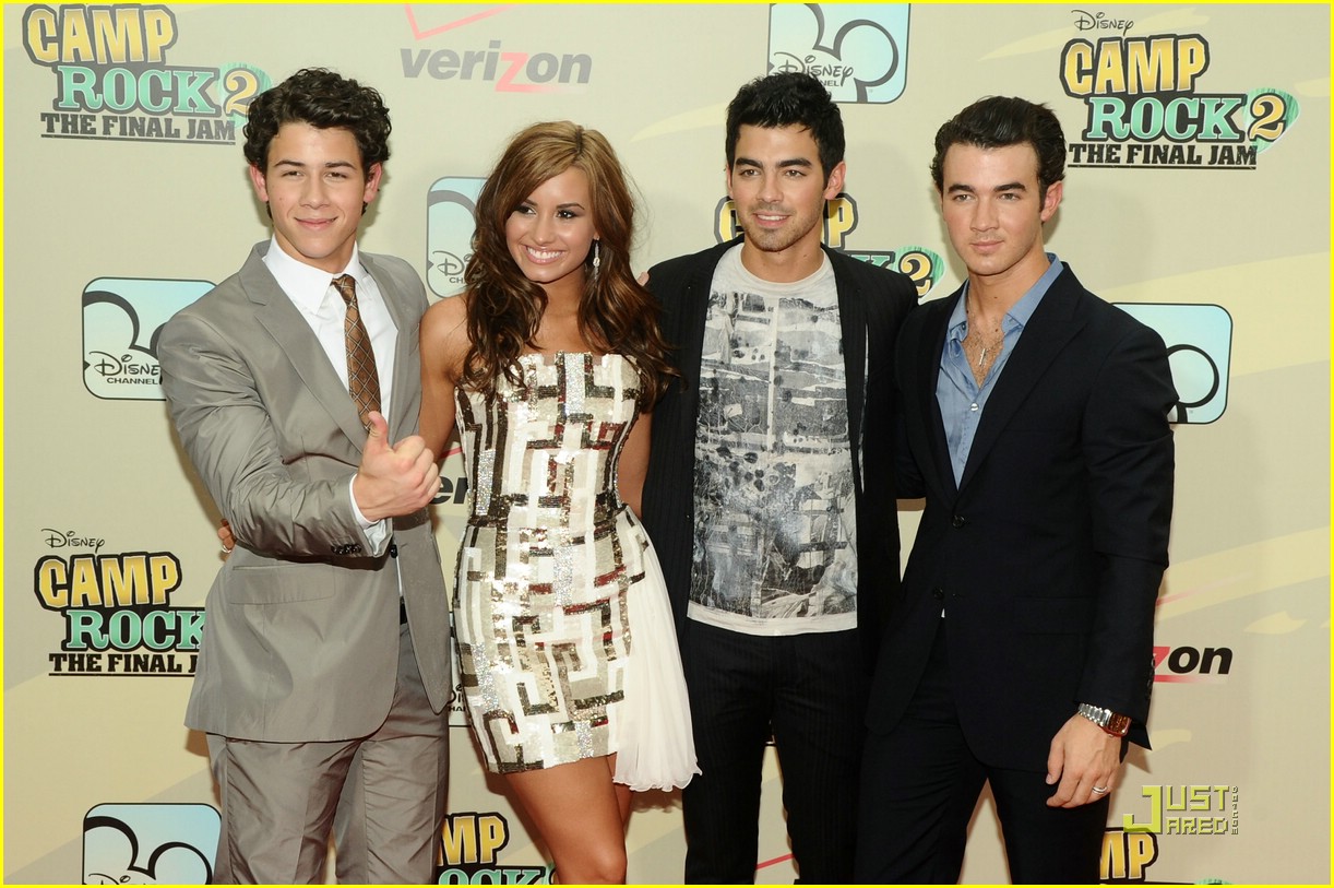 Jonas Brothers Premiere Camp Rock 2!