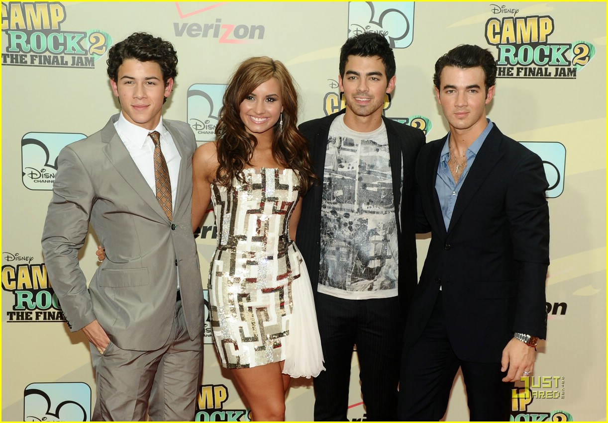 Jonas Brothers Premiere Camp Rock 2!
