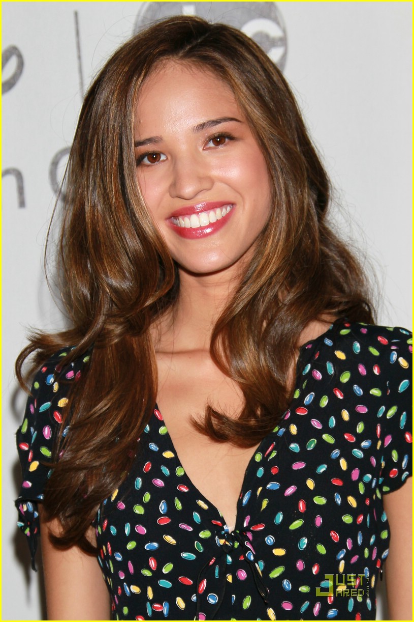 Kelsey Chow: New Pair of Kings Promo!