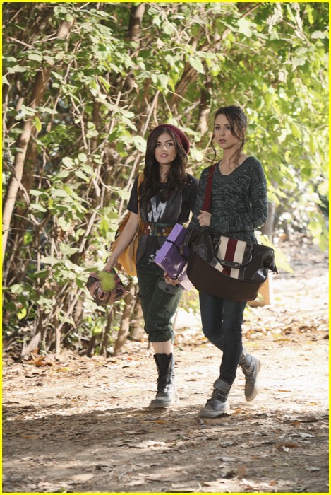 Lucy Hale & Shay Mitchell: Check Out the Blowouts!