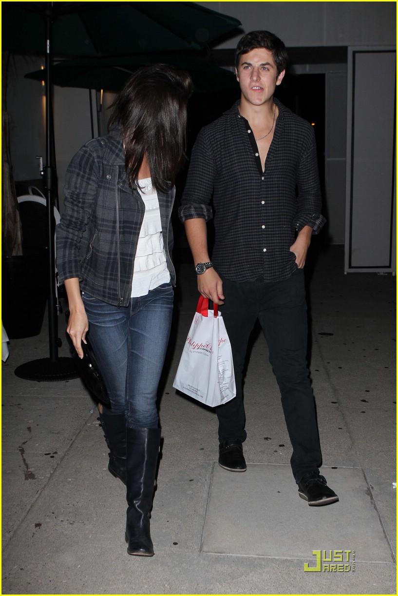 Selena Gomez & David Henrie: Philippe Chow Date Night!