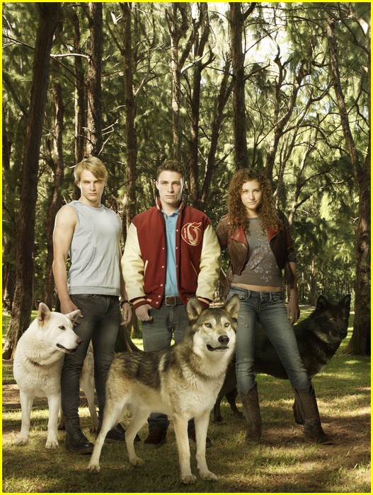 Colton Haynes: Watch 'The Gates' Season Finale Tonight!