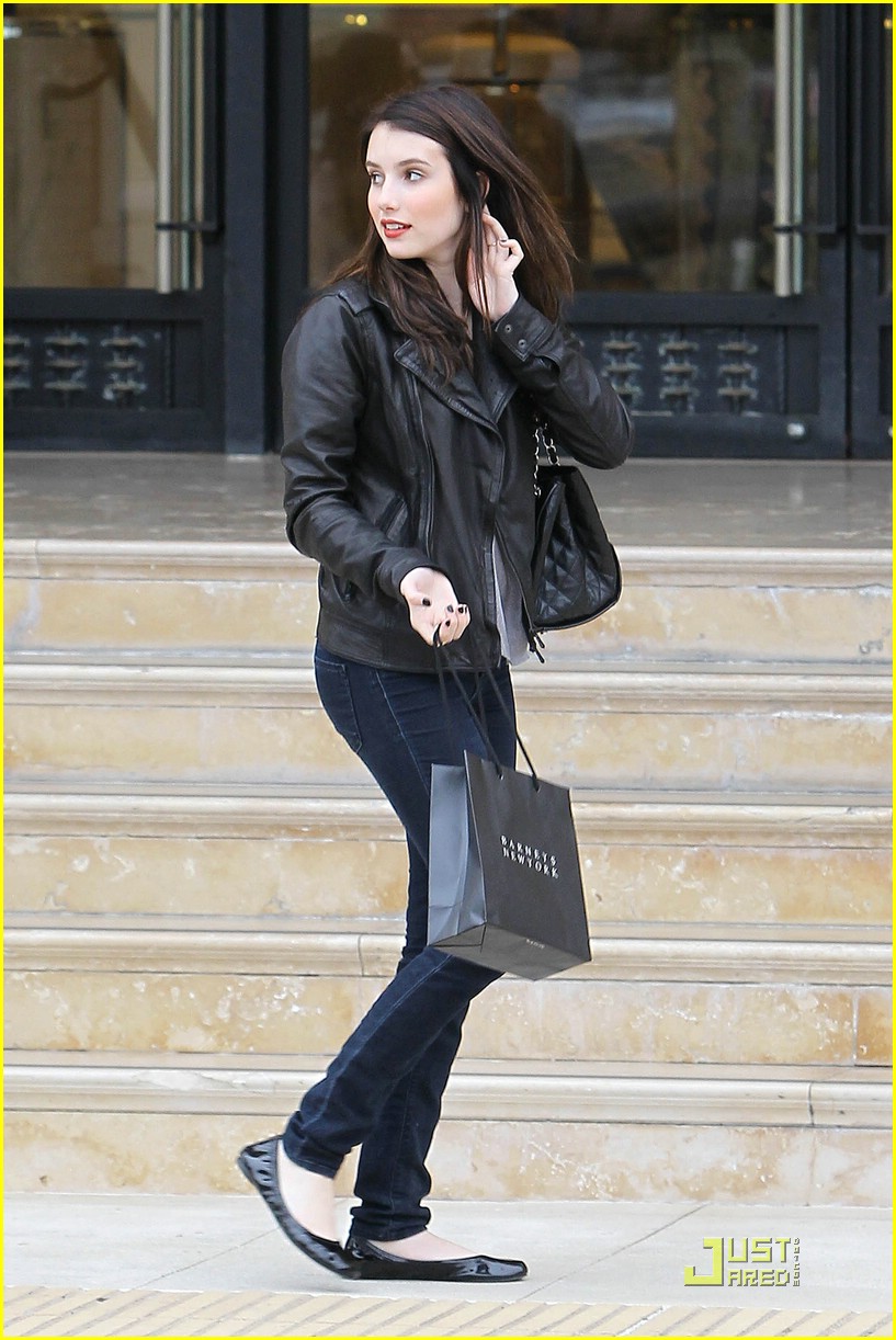 Emma Roberts & JoJo: Barneys Beauties