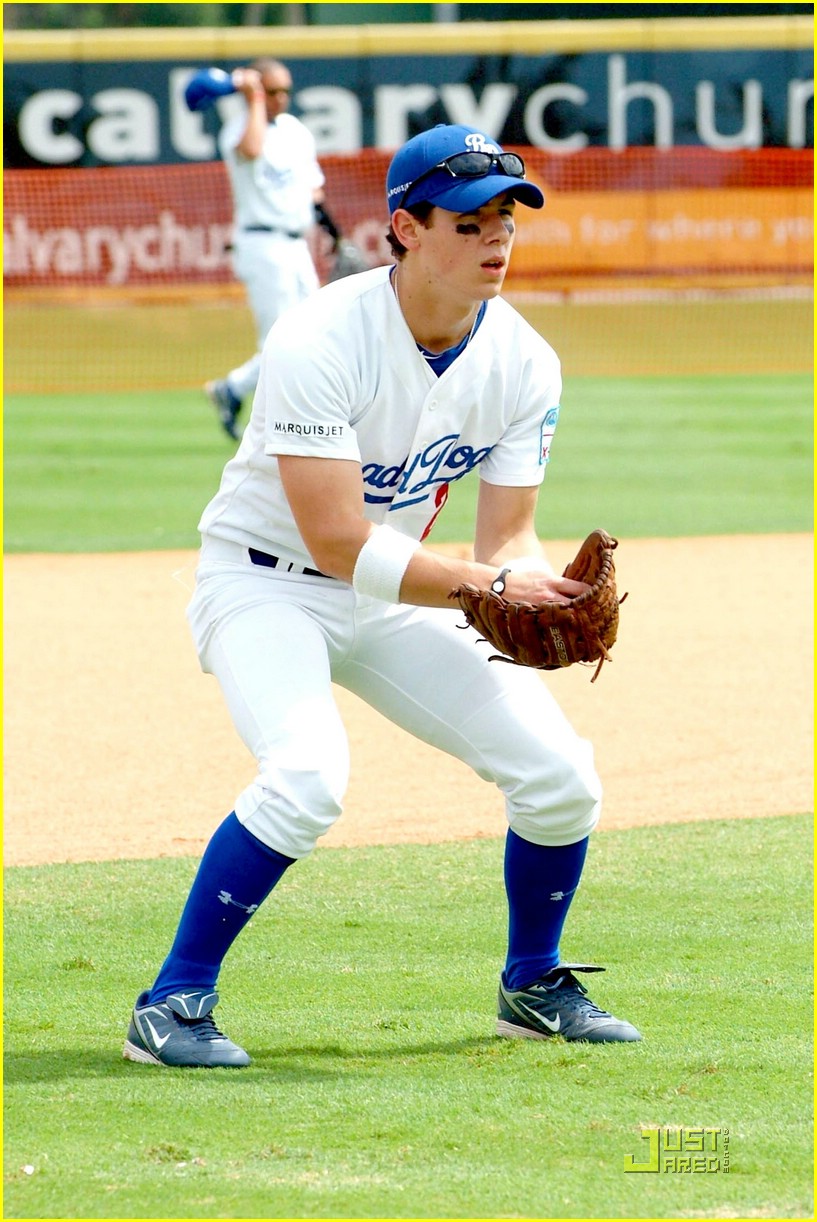 Kevin & Nick Jonas Run Away to Jupiter