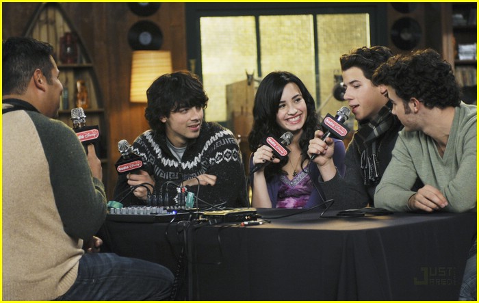 Jonas Brothers & Meaghan Martin: Camp Rock 2 in ONE DAY!