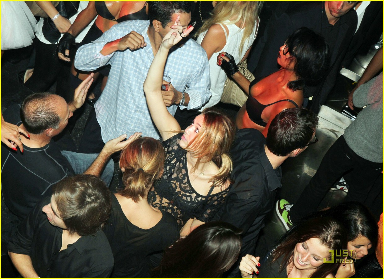 Miley Cyrus is a Paris Partier!