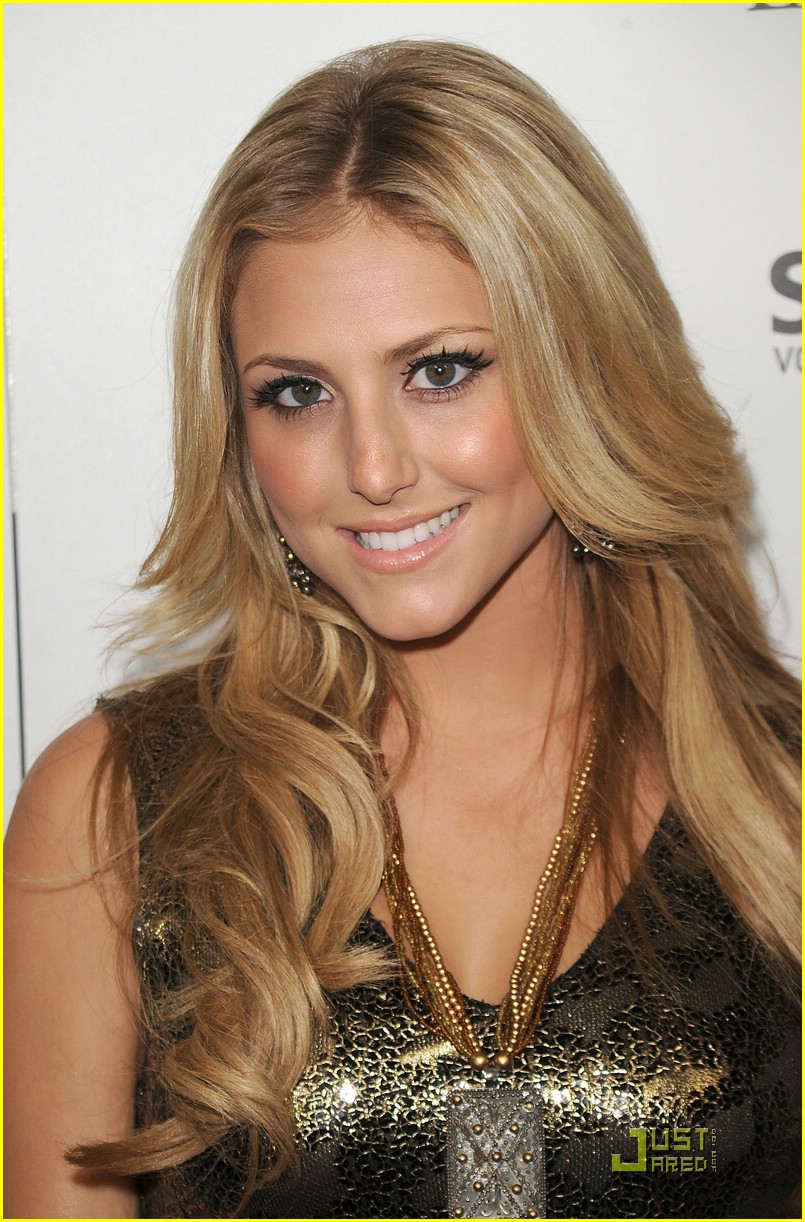 Josie Loren & Chelsea Hobbs: OK Party Pretty