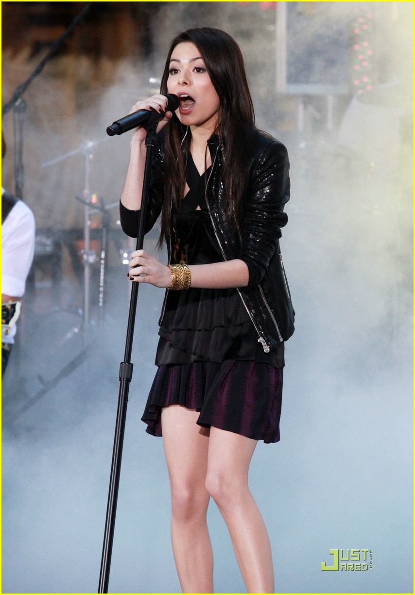 Miranda Cosgrove: Today Show Terrific!