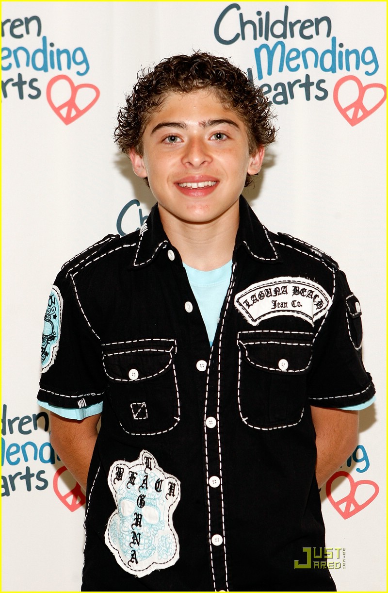 Ryan Ochoa Mends Children's Hearts