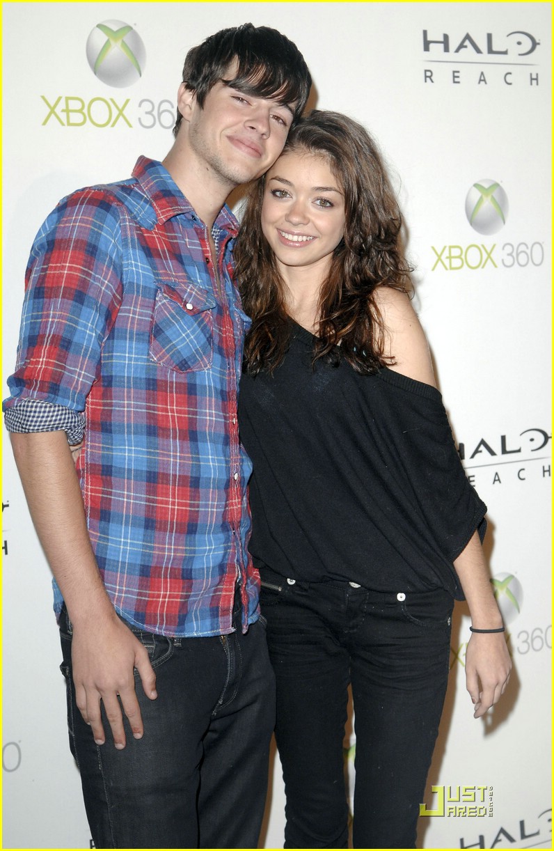 Sarah Hyland: Modern Family Premieres NEXT WEEK!