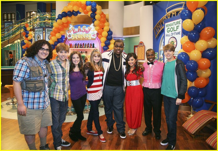 Sean Kingston Guest Stars on Suite Life on Deck!