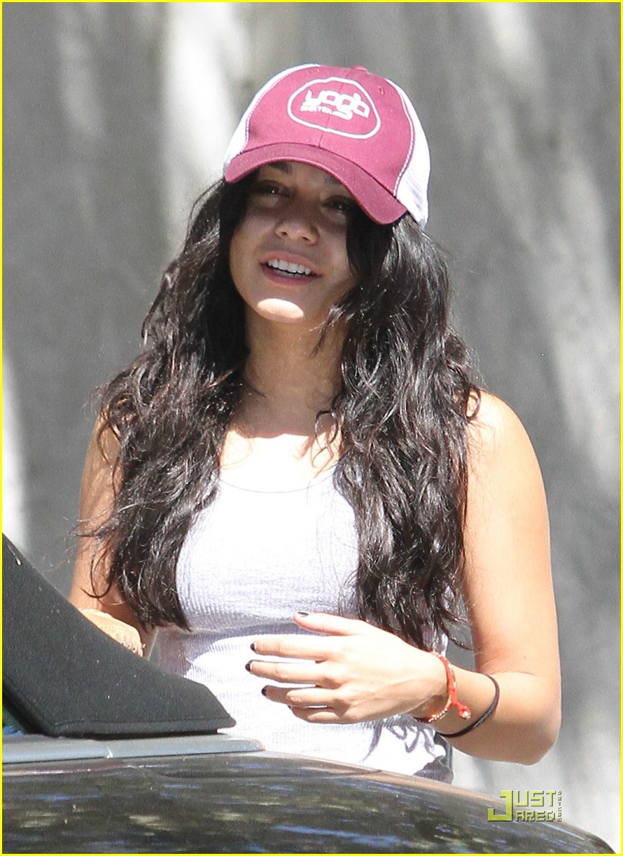 Vanessa Hudgens is Yoga Yummy