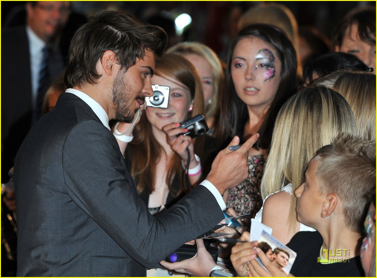 Zac Efron: 'Charlie St. Cloud' Goes to London!