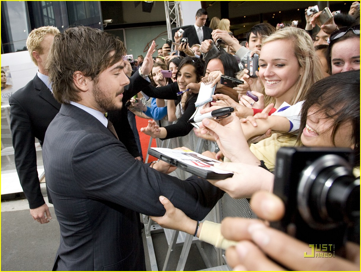 Zac Efron Premieres 'Charlie St. Cloud' in Sydney