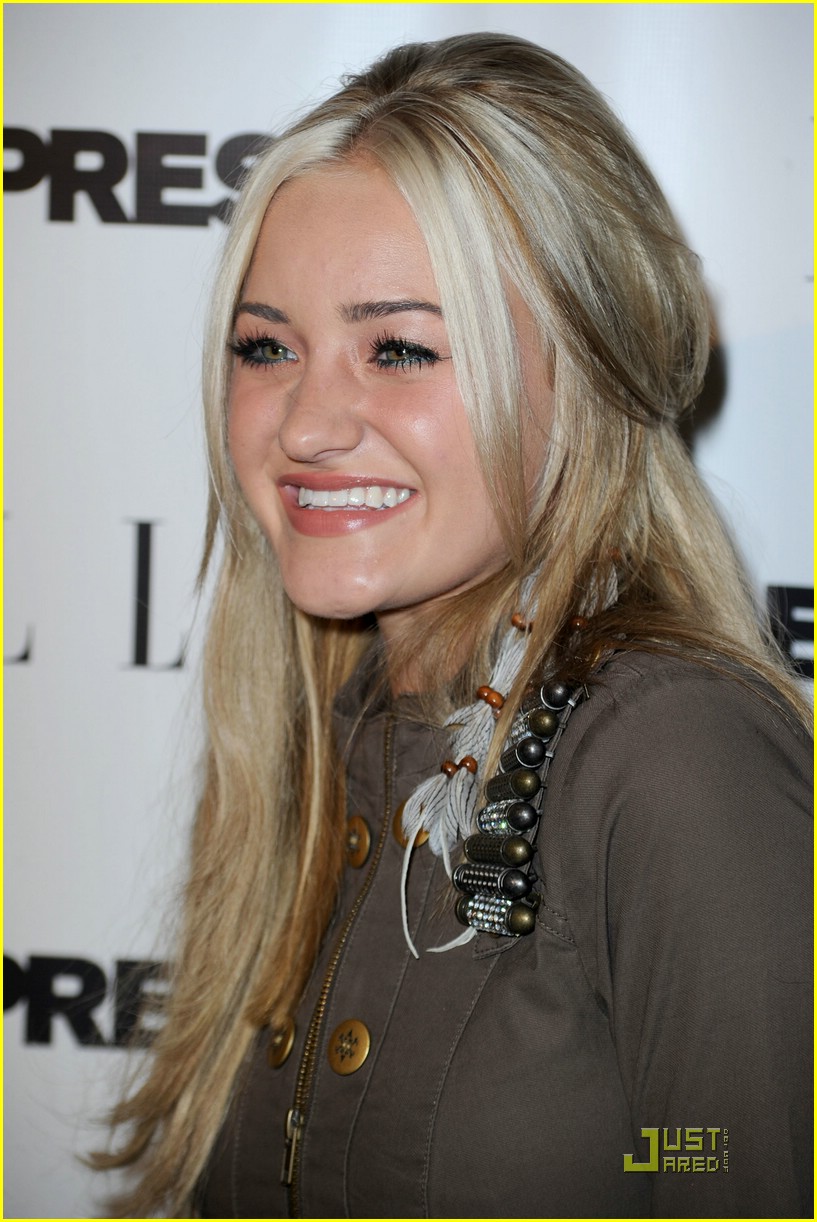 AJ Michalka: Secretariat Out TODAY!