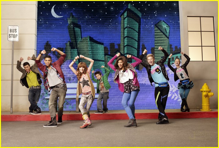 Bella Thorne: 'Shake It Up!' Premieres November 7!