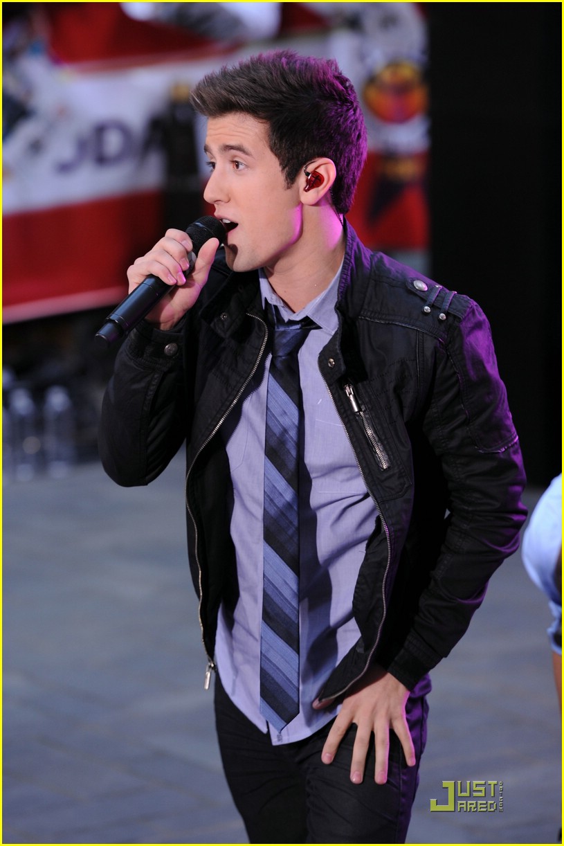 Big Time Rush Take on Today!