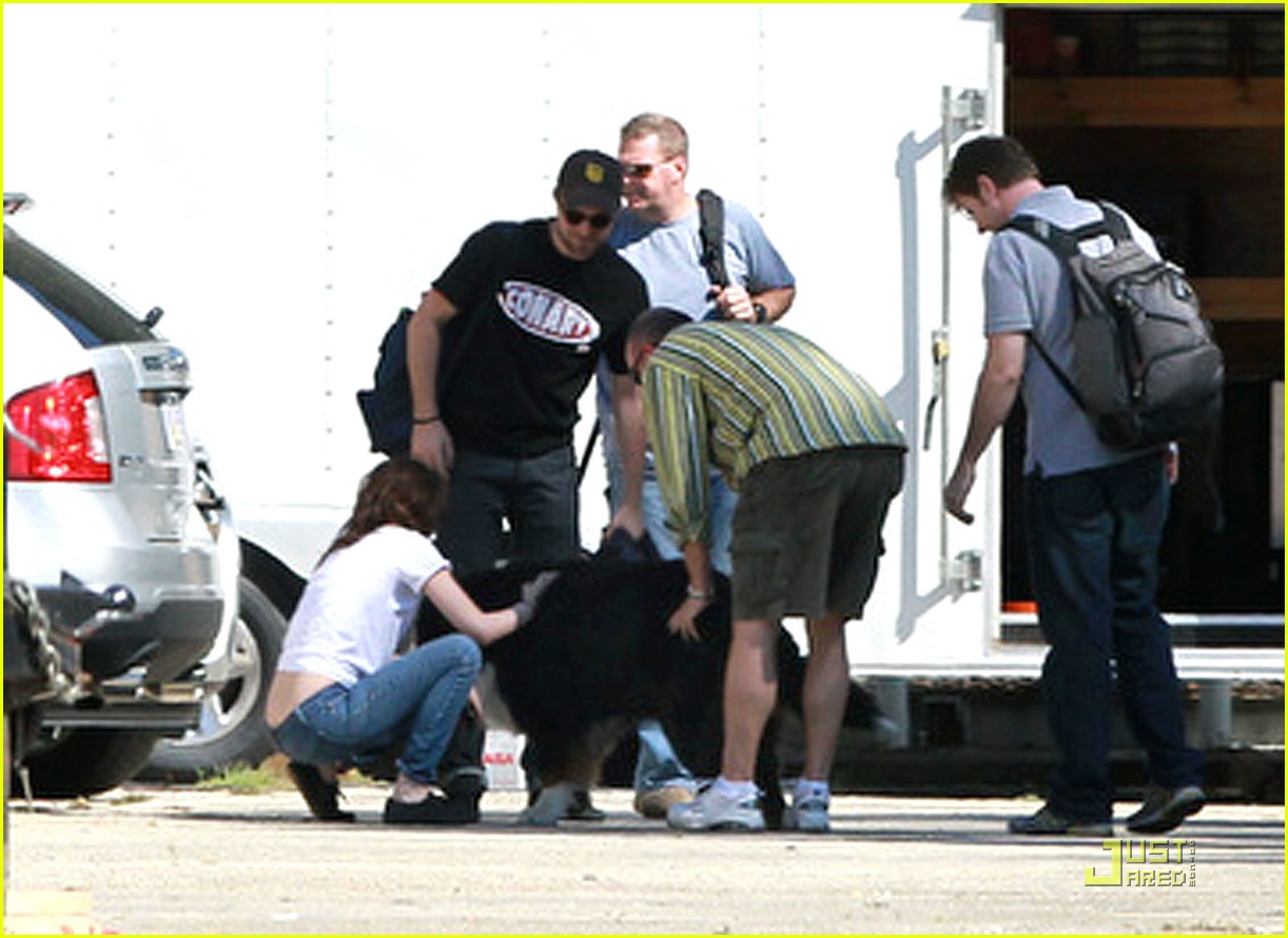 Taylor Lautner & Robert Pattinson: 'Breaking Dawn' Baton Rouge Set!