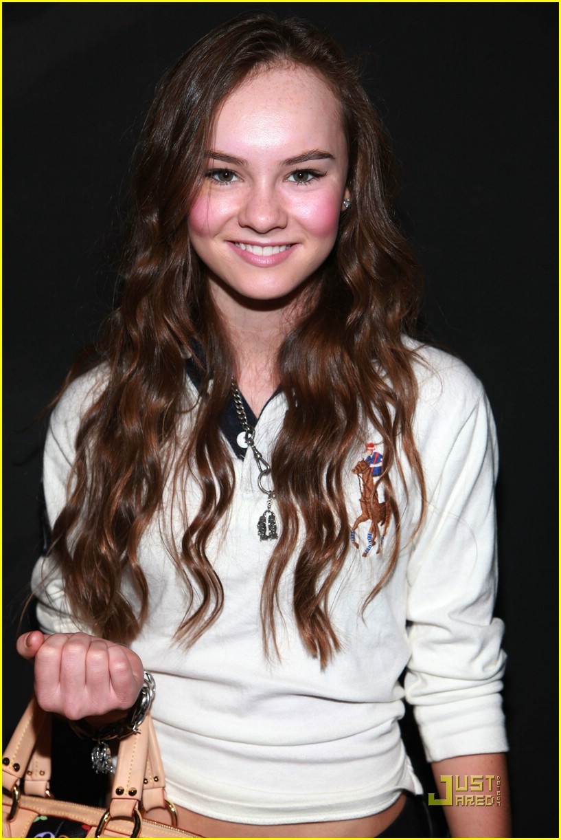 Madeline Carroll: Flipped on Bluray November 23rd!
