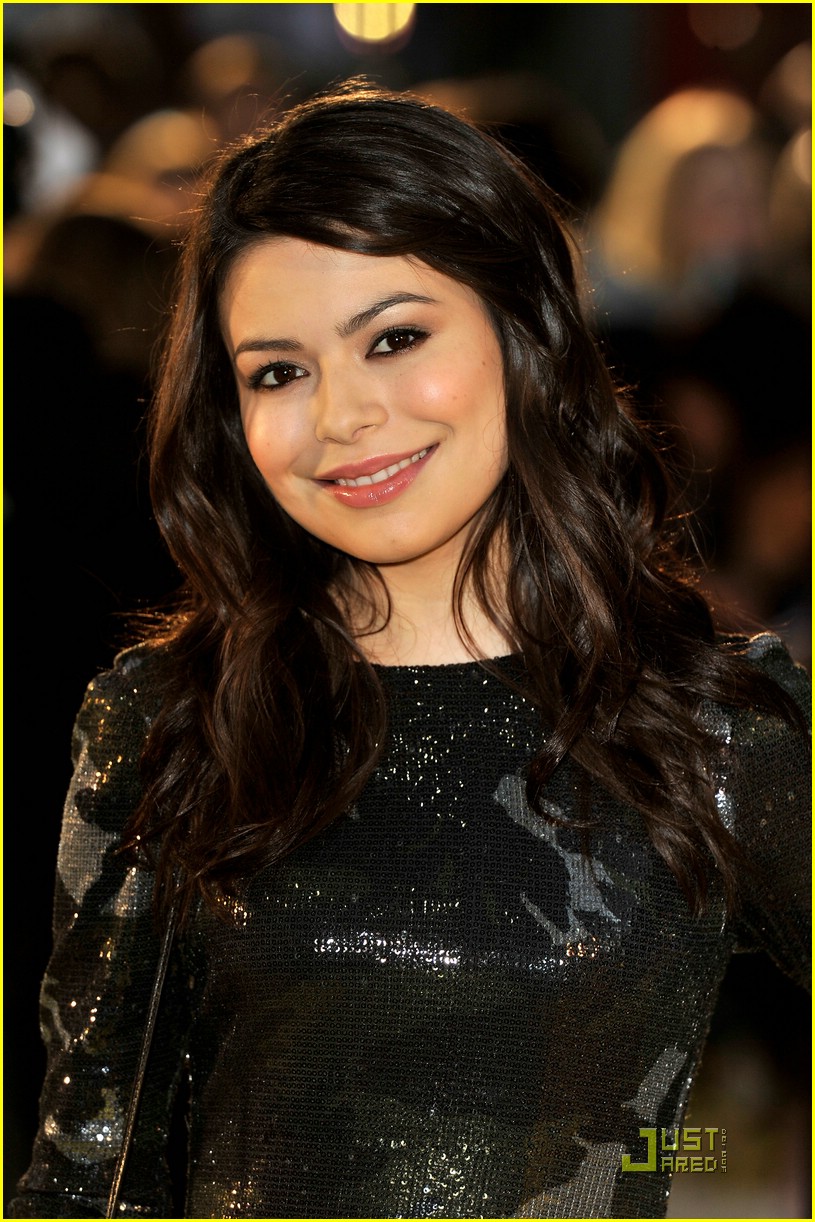 Miranda Cosgrove Gets 'Despicable' in London