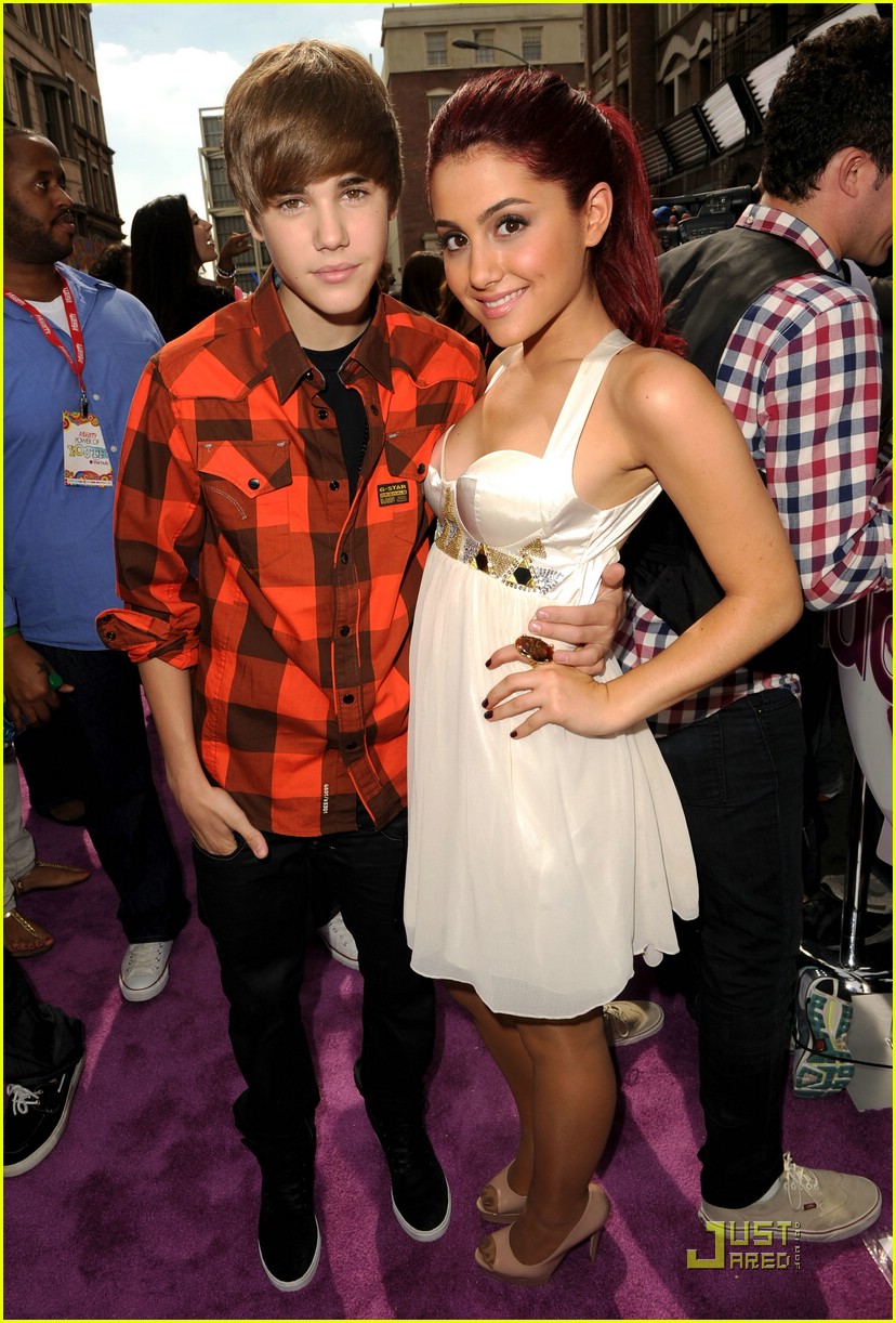 Ariana Grande: Power of Youth Pretty