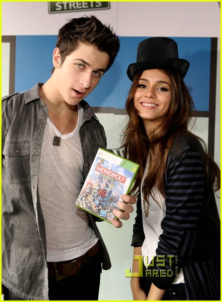Victoria Justice: Girl Up! at Power of Youth 2010