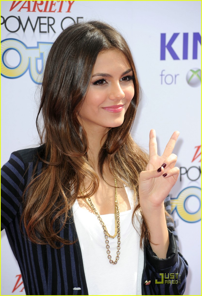 Victoria Justice: Girl Up! at Power of Youth 2010