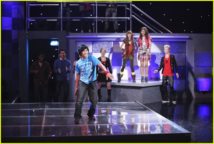Roshon Fegan & Kenton Duty Give It Up