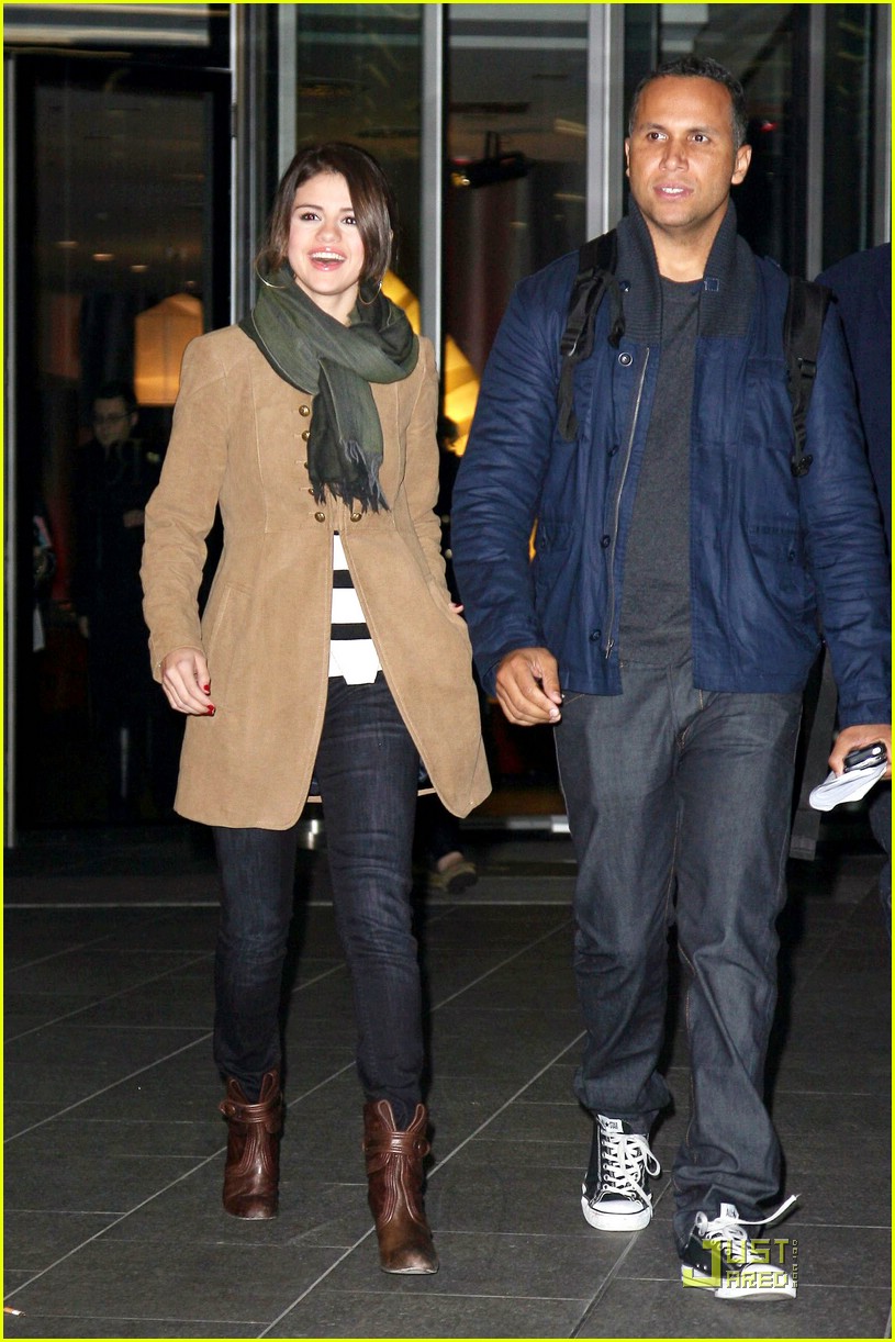 Selena Gomez is Leaving For London