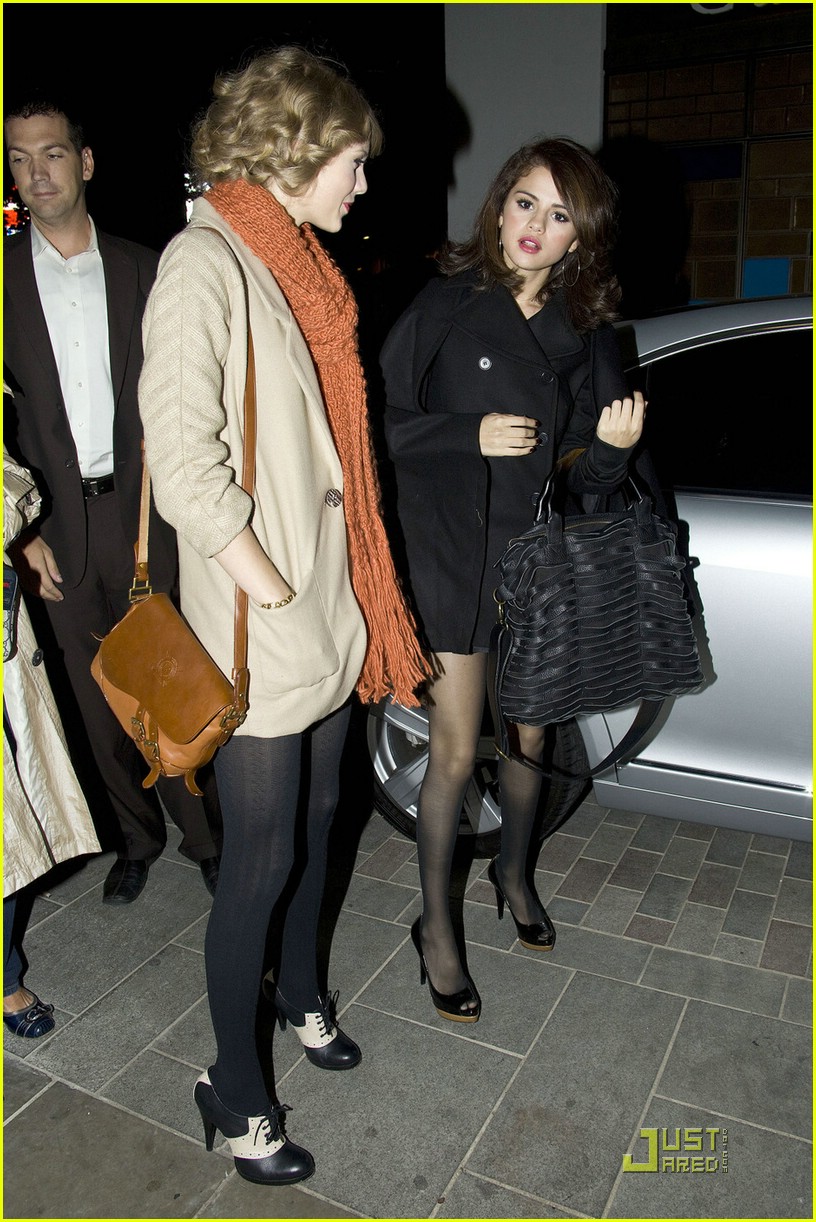Selena Gomez & Taylor Swift: Gelato Girls