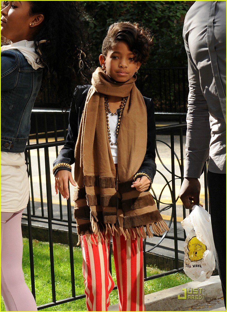 Willow Smith: 'Whip My Hair' Official Music Video!