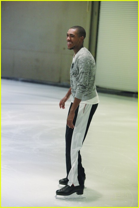Brandon Smith: 'Skating With The Stars' Practice -- FIRST LOOK!