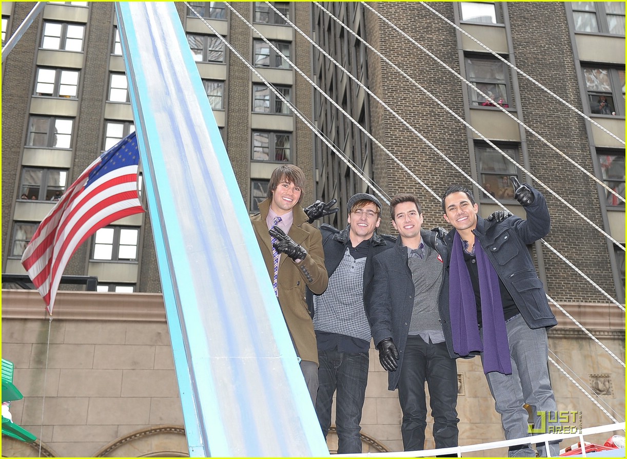 Big Time Rush Won't 'Forget About You' at Macy's Thanksgiving Parade