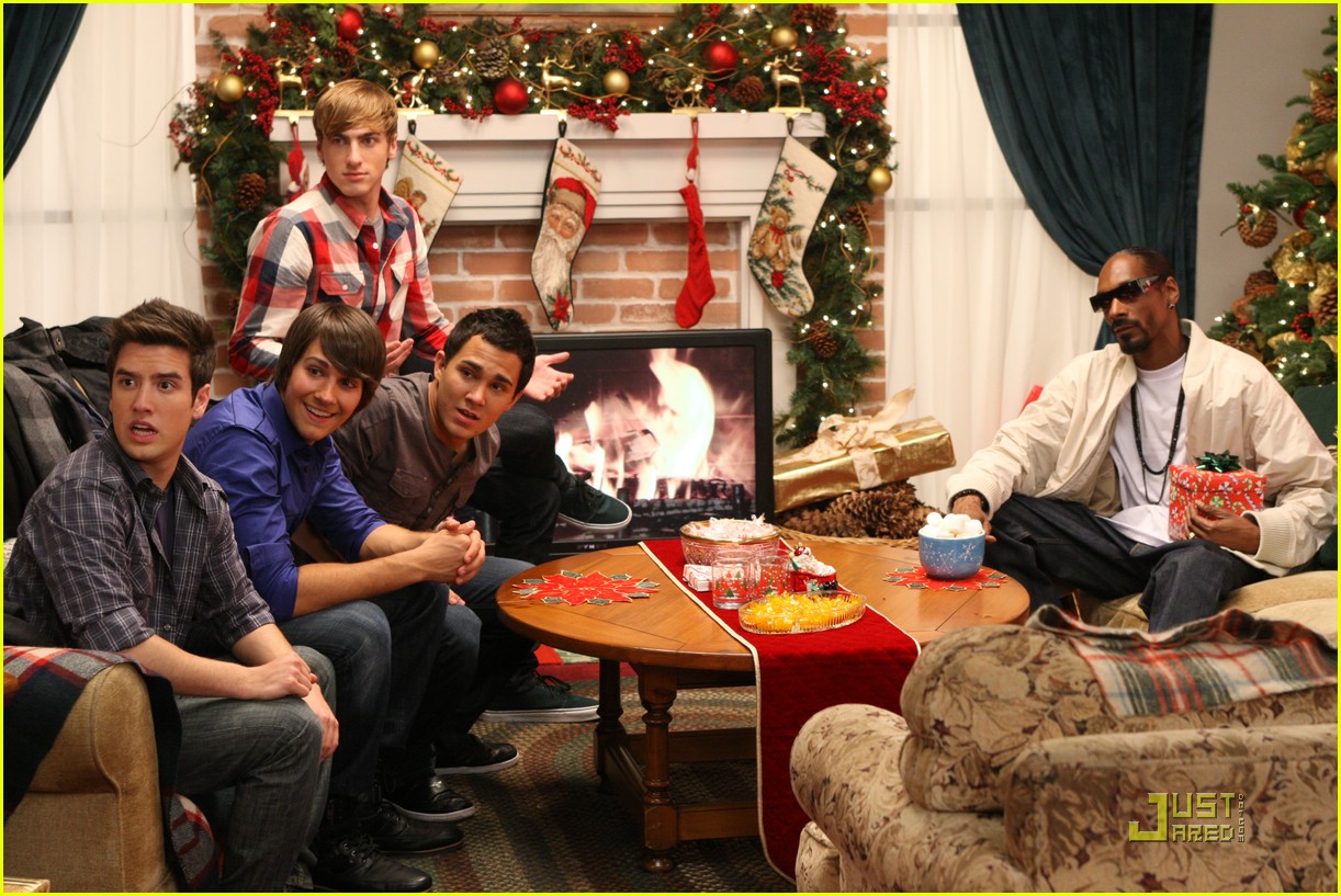 Big Time Rush: 'All I Want For Christmas' is Miranda Cosgrove!