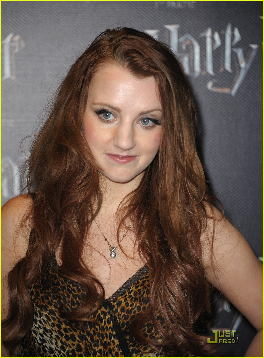 Evanna Lynch: Harry Potter Premiere in France!