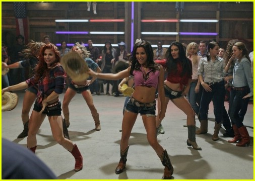Ashley Tisdale & Aly Michalka: Cheer Cow Girls