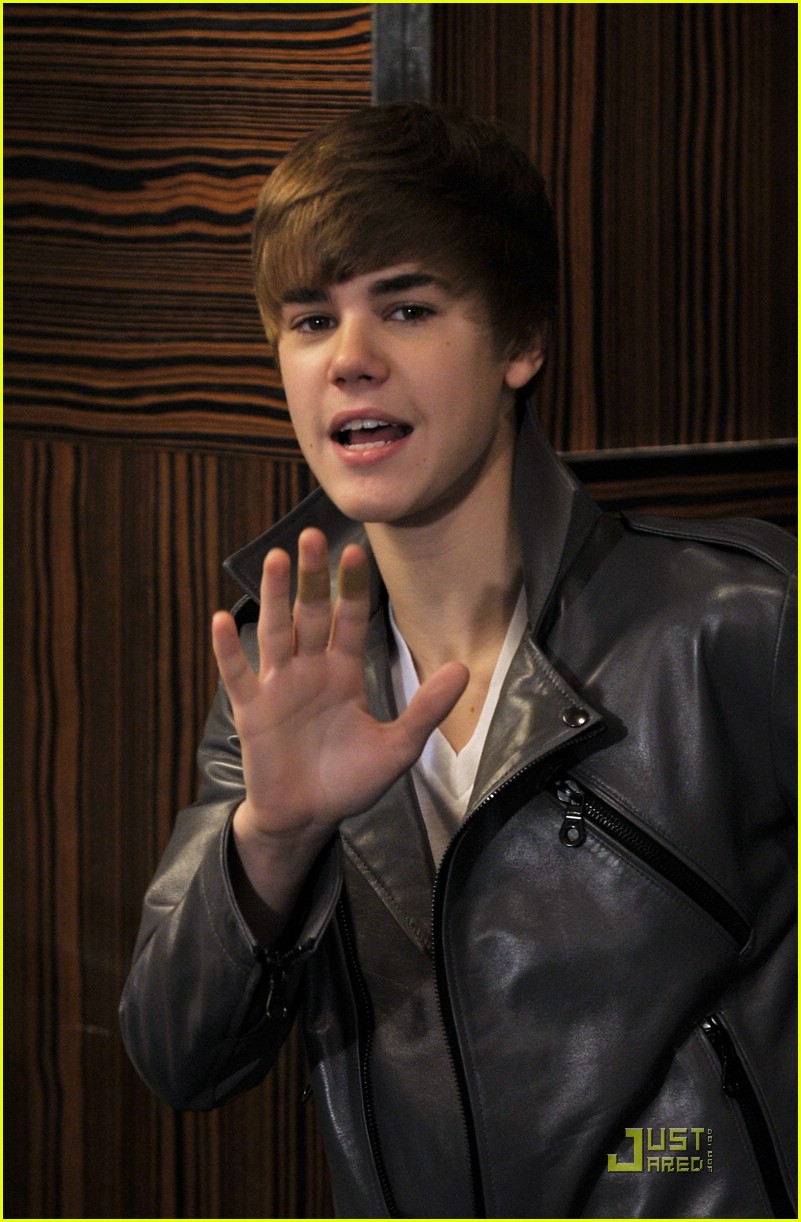 Justin Bieber: Get Your 'Never Say Never' 3D Tickets NOW!