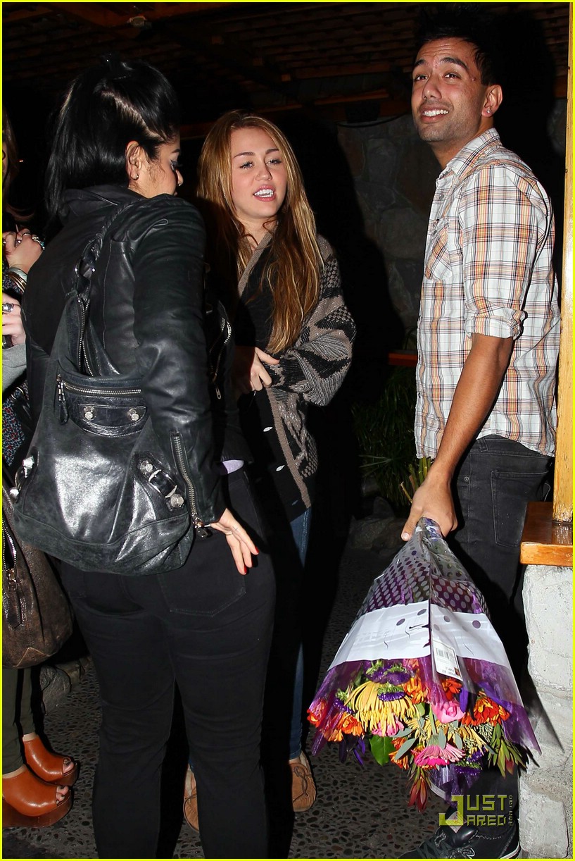 Miley Cyrus: Not Dating Mike Posner